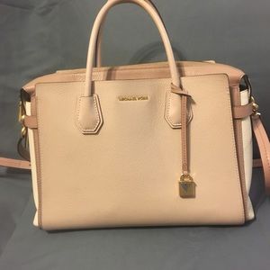 Authentic Michael Kors Pink and White Tote bag